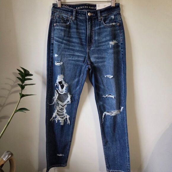 NWT AMERICAN EAGLE OUTFITTERS STRETCH MOM JEAN SUPER INDIGO STRIGID SIZE 4 REG - Picture 1 of 16